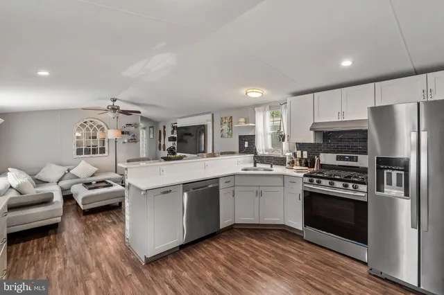 $125,000 | 231 Johnson Drive, Fairless Hills, PA 19030