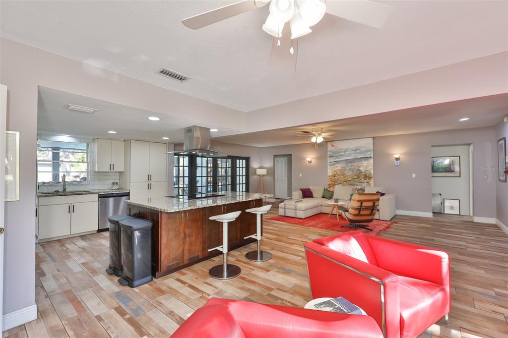 3506 Hillgrove Road Valrico, FL 33596 - Photo 12 of 61