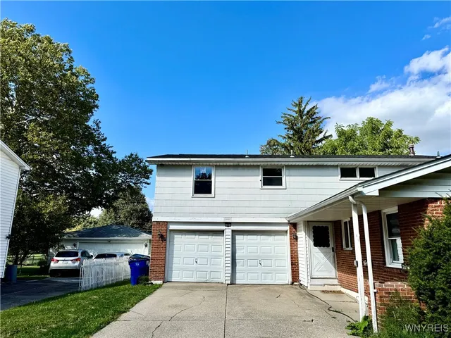 $1,300 | 28 Ayrault Drive, Amherst, NY 14228