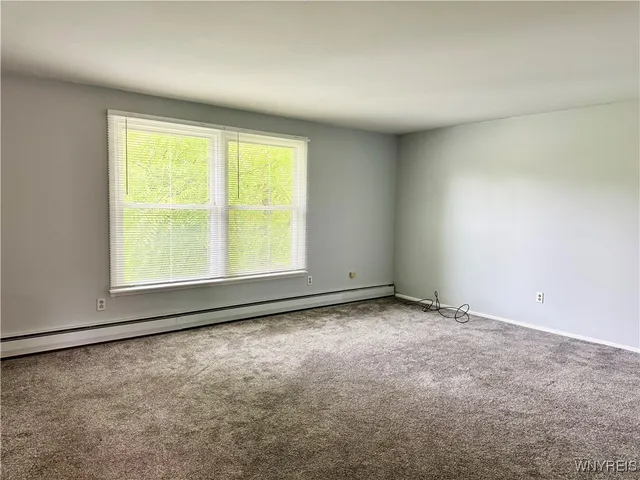 $1,300 | 28 Ayrault Drive, Amherst, NY 14228