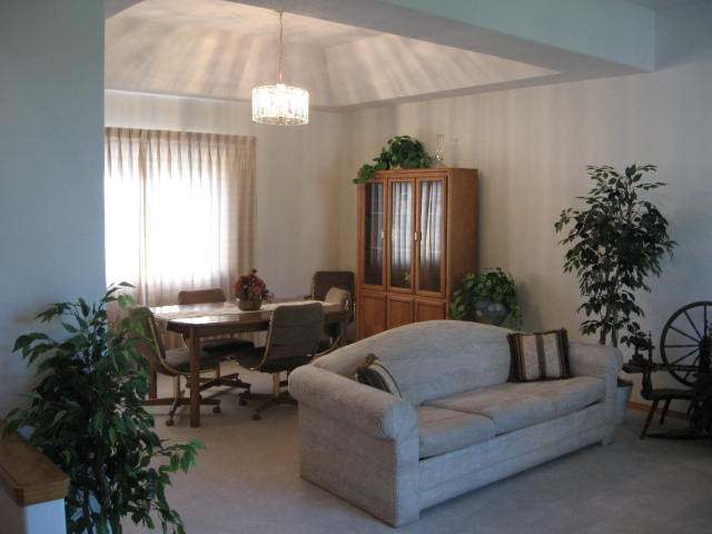 15402 North McKinnon Road Mead, WA 99021 - Photo 4 of 9