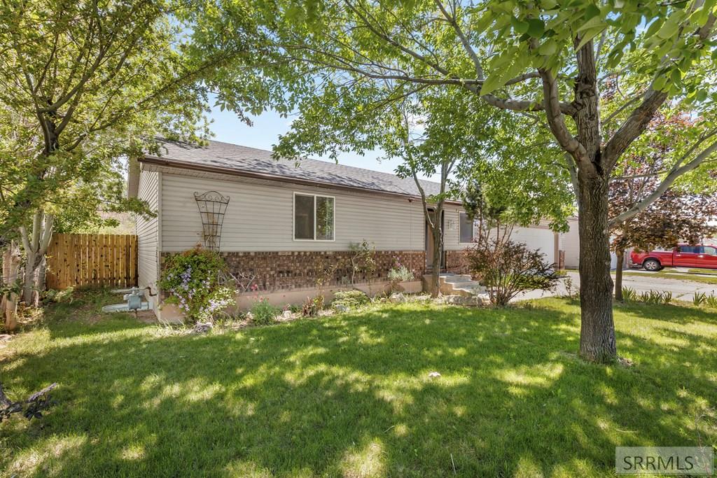 1409 Ridgewood Drive Ammon, ID 83406 - Photo 35 of 55