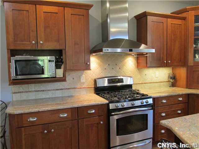 8493 North Poolsbrook Road Kirkville, NY 13082 - Photo 7 of 24 Gallery Image 7
