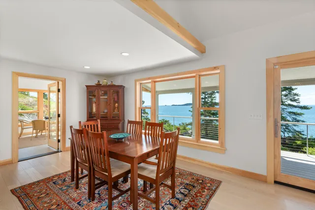 $1,775,000 | 86 City Point Road, Vinalhaven, ME 04863