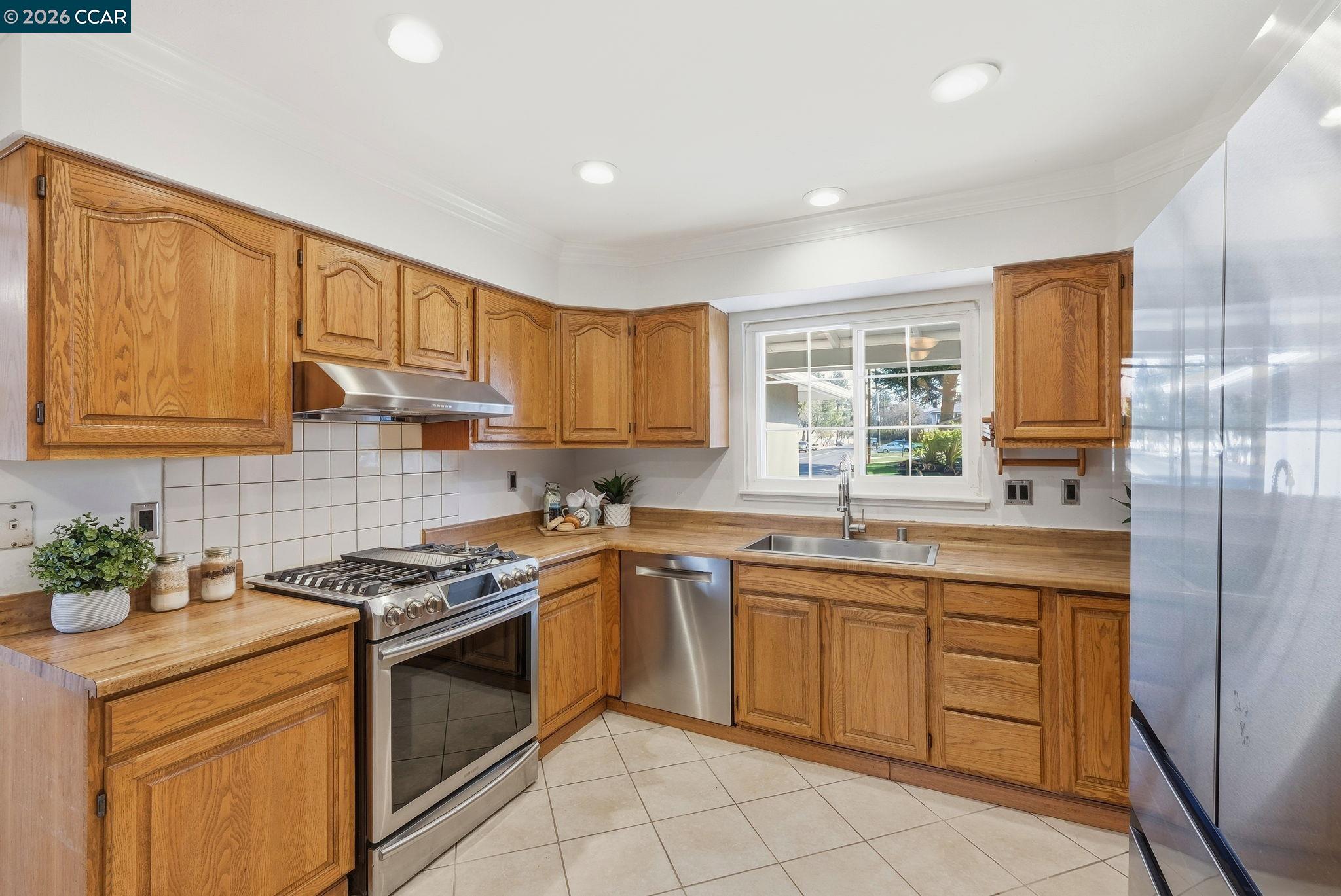 702 Ruth Drive Pleasant Hill, CA 94523 - Photo 9 of 23