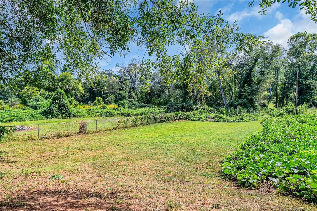 508 Pumpkintown Highway Pickens, SC 29671 - Photo 28 of 36