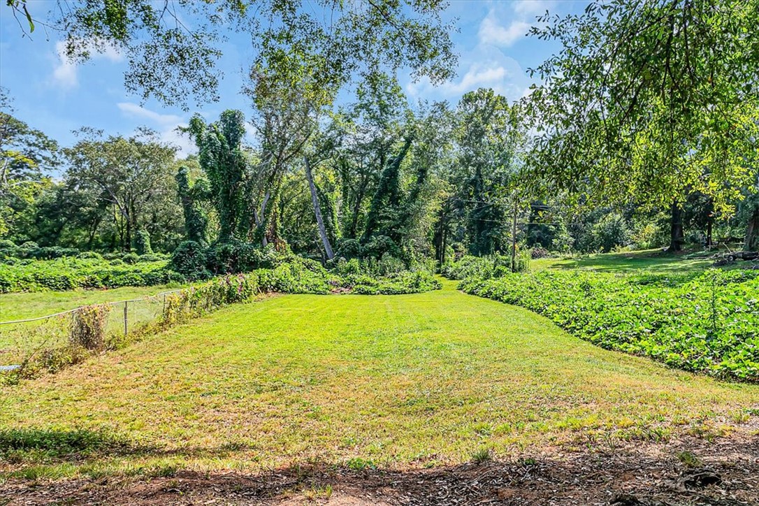 508 Pumpkintown Highway Pickens, SC 29671 - Photo 30 of 36