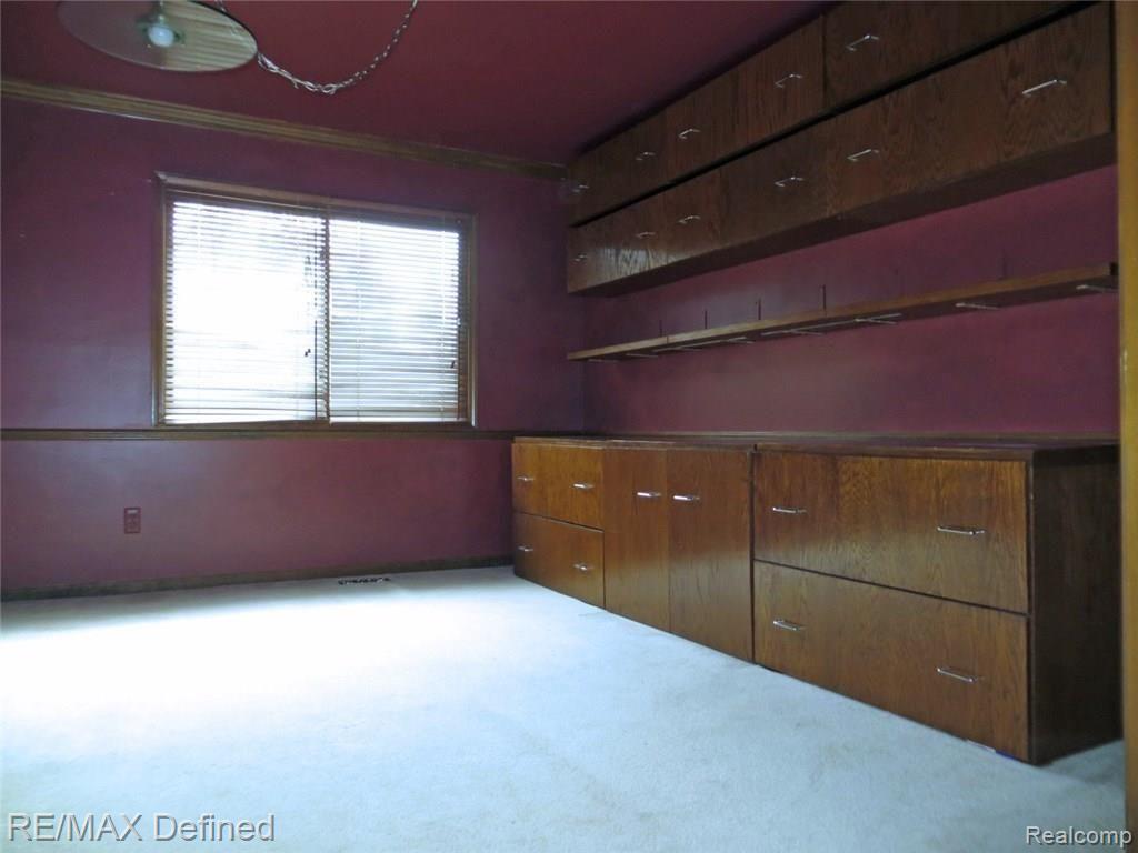 1870 Jason Circle Rochester Hills, MI 48306 - Photo 7 of 11
