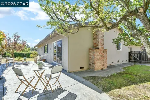 $999,900 | 6 Windhaven Court, Pleasant Hill, CA 94523
