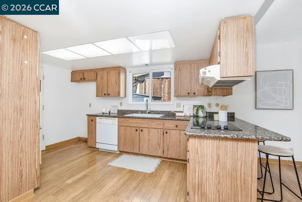 $950,000 | 6 Windhaven Court, Pleasant Hill, CA 94523