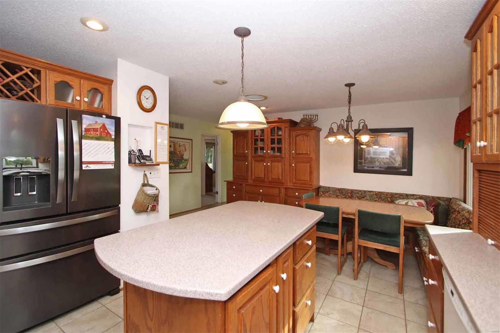 11364 Niggli Road Alhambra, IL 62001 - Photo 15 of 84