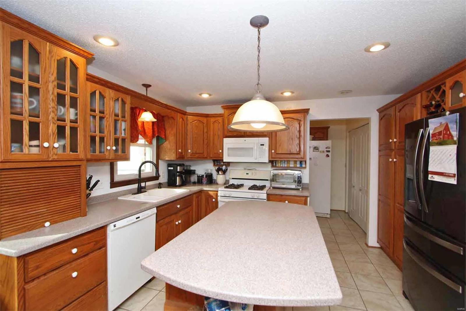 11364 Niggli Road Alhambra, IL 62001 - Photo 20 of 84
