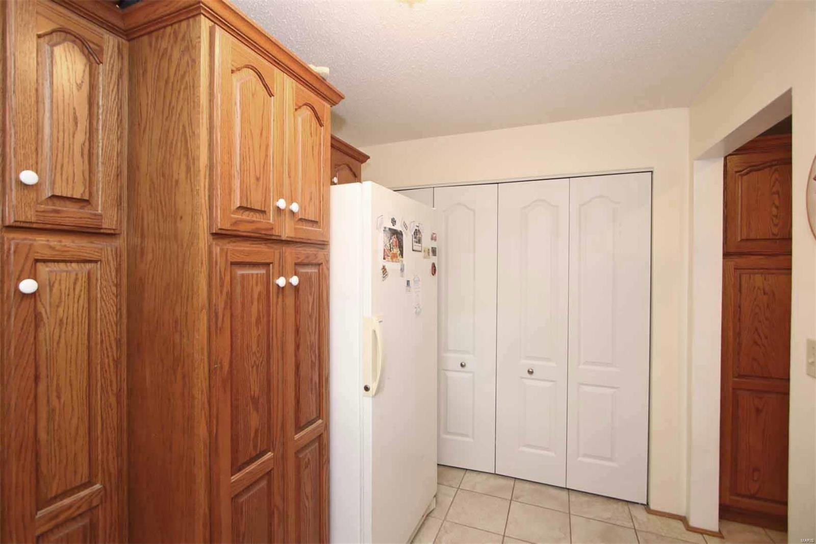 11364 Niggli Road Alhambra, IL 62001 - Photo 23 of 84