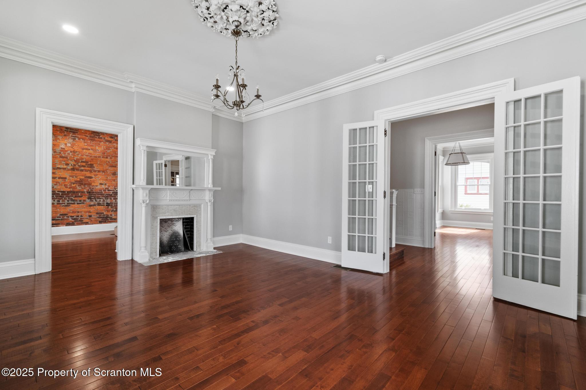 1732 Capouse Avenue Scranton, PA 18509 - Photo 13 of 55 DSC_6515