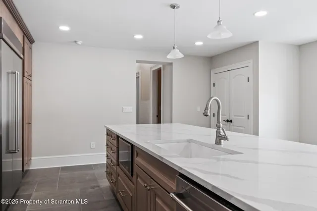 $889,000 | 1732 Capouse Avenue, Scranton, PA 18509