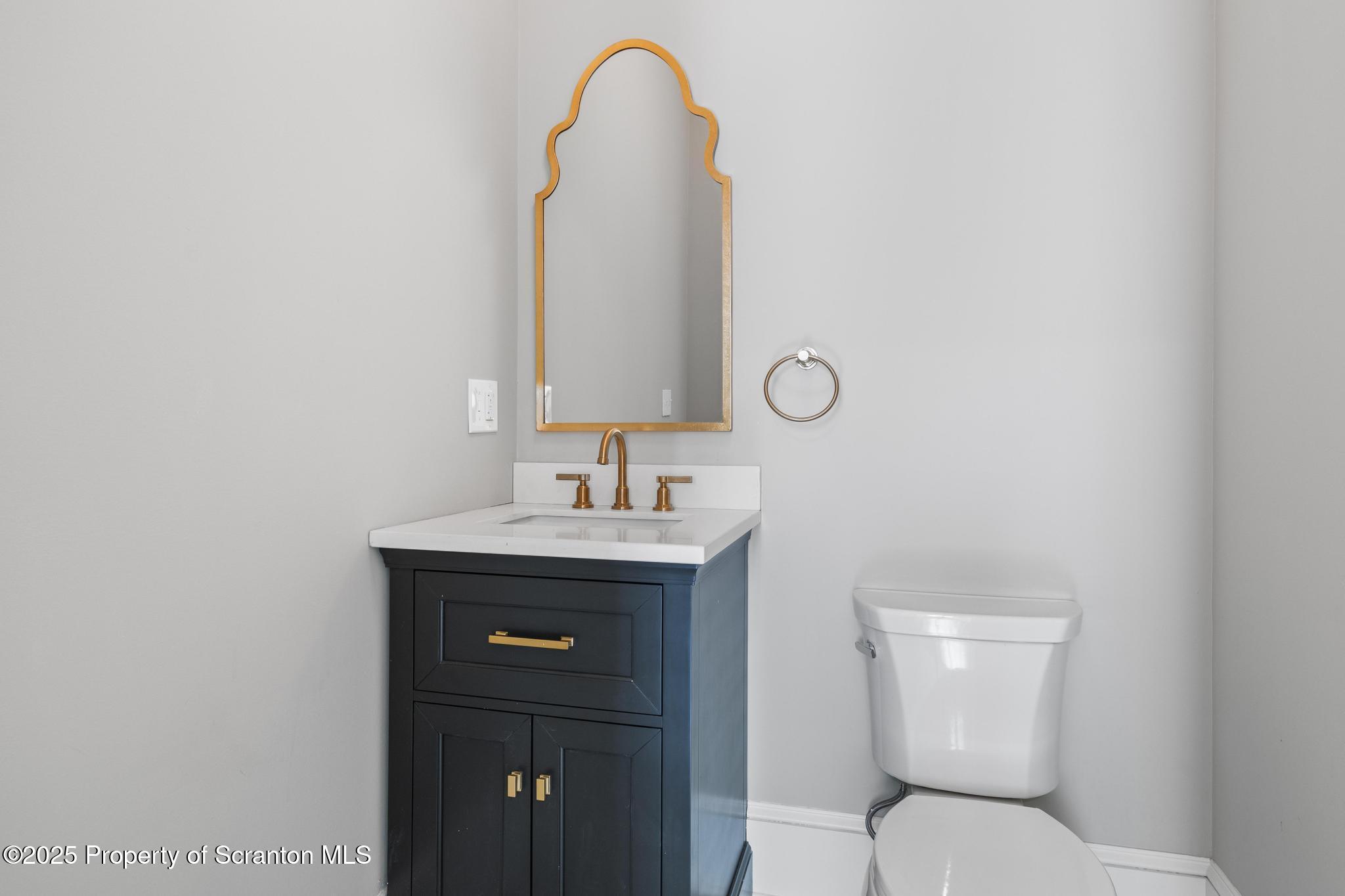 1732 Capouse Avenue Scranton, PA 18509 - Photo 21 of 55 DSC_6470