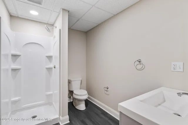 $889,000 | 1732 Capouse Avenue, Scranton, PA 18509