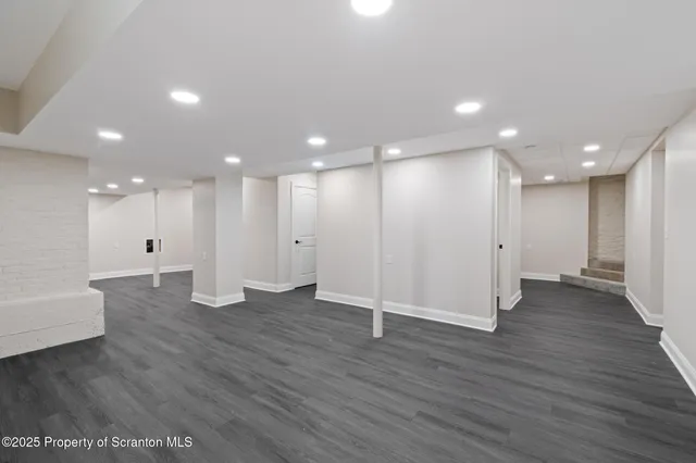 $889,000 | 1732 Capouse Avenue, Scranton, PA 18509