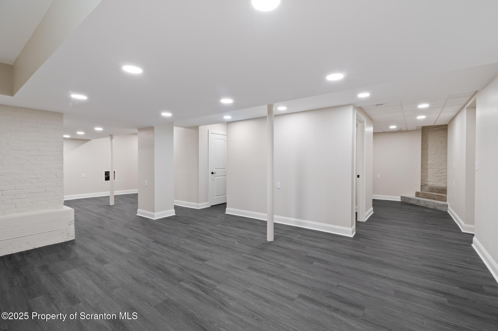 1732 Capouse Avenue Scranton, PA 18509 - Photo 47 of 55 DSC_6560