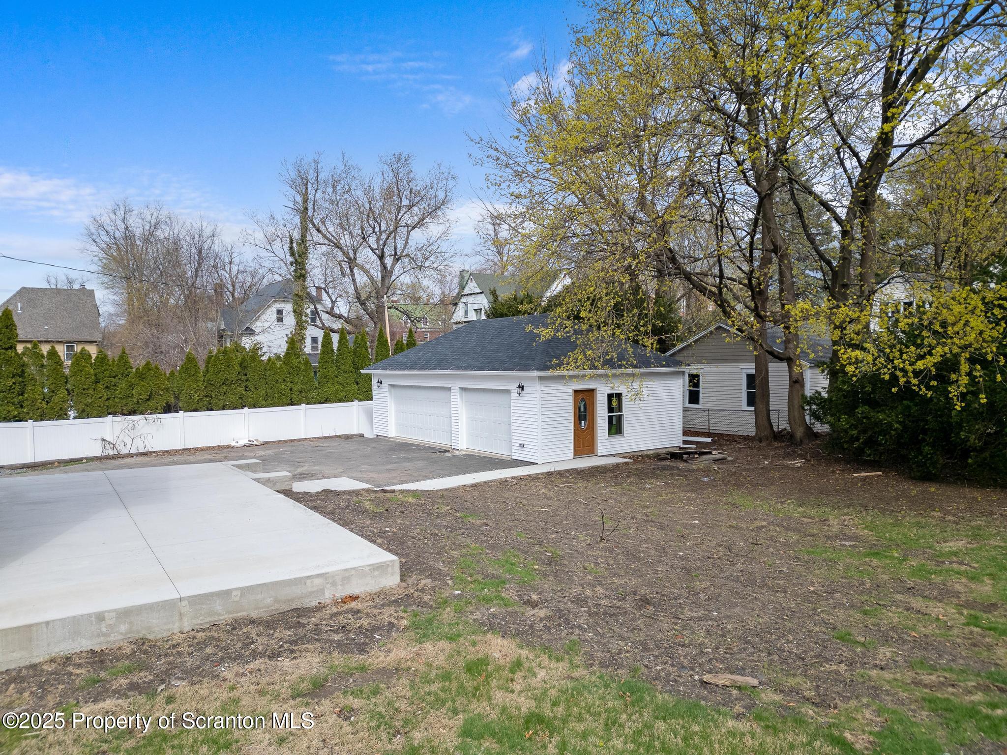 1732 Capouse Avenue Scranton, PA 18509 - Photo 51 of 55 DJI_0277-2