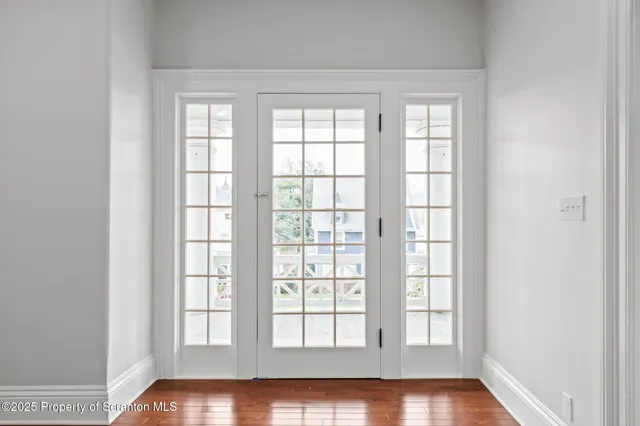 $889,000 | 1732 Capouse Avenue, Scranton, PA 18509