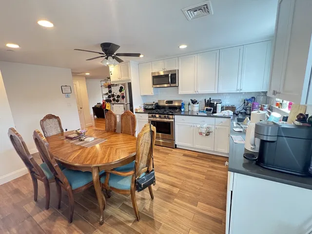 $3,300 | 489 Main Street, Unit E, Stoneham, MA 02180