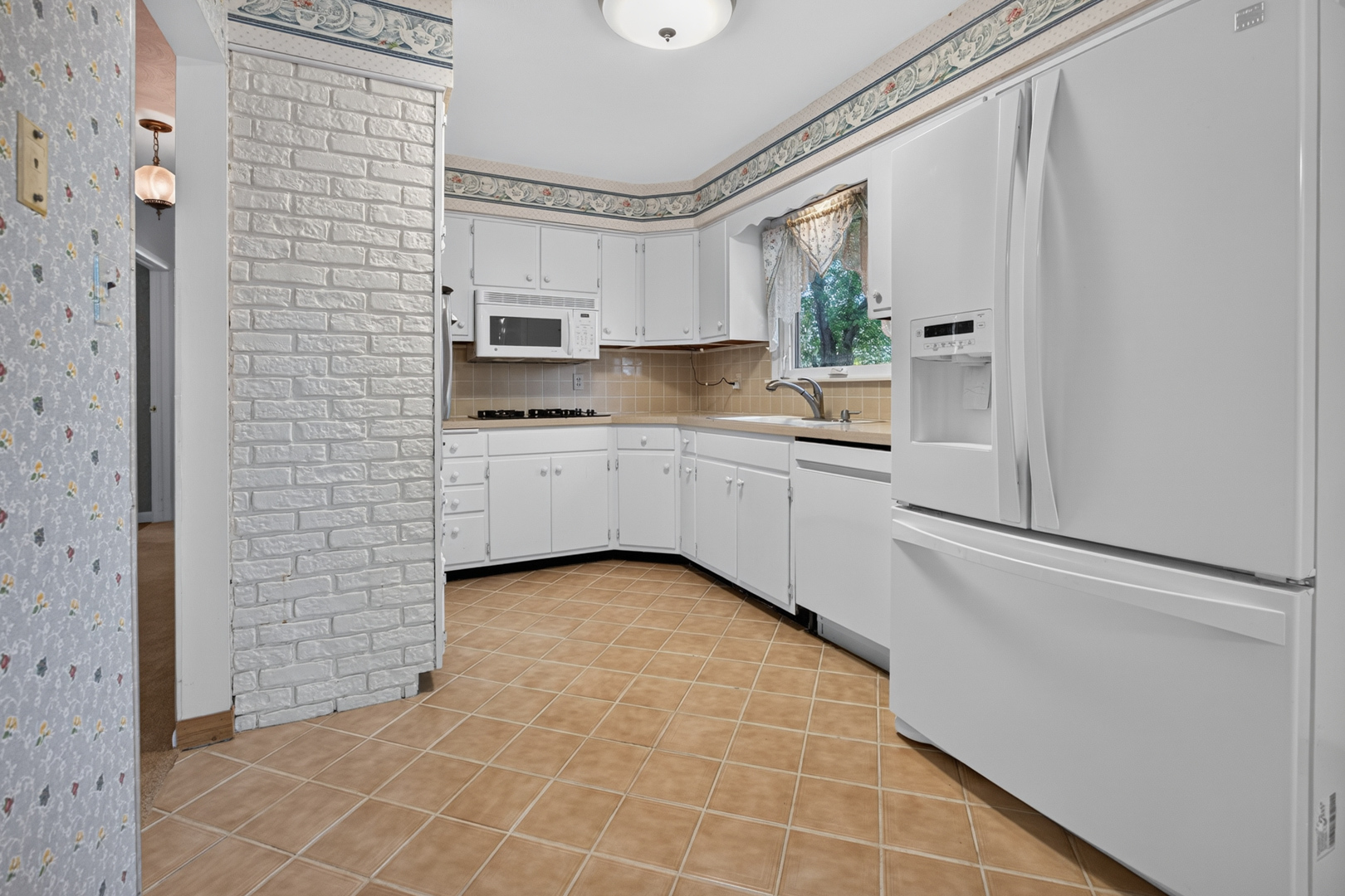 302 Belview Avenue Normal, IL 61761 - Photo 8 of 44