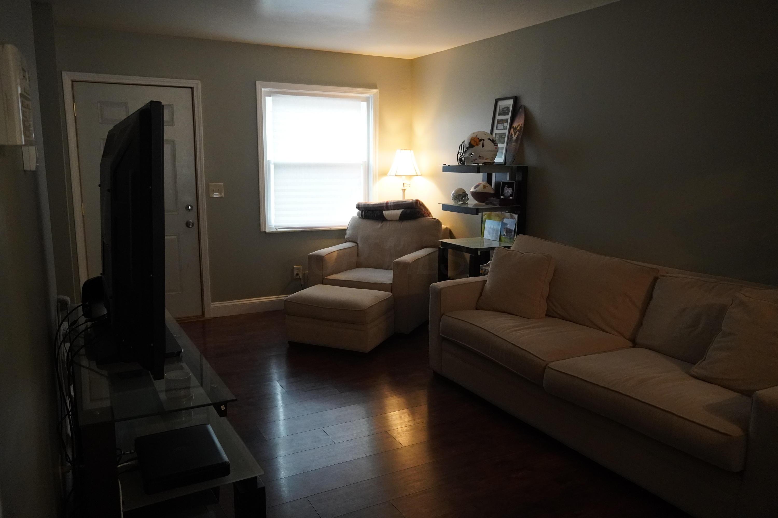 5726 Beechcroft Road, Unit A Columbus, OH 43229 - Photo 4 of 19 Gallery Image 4