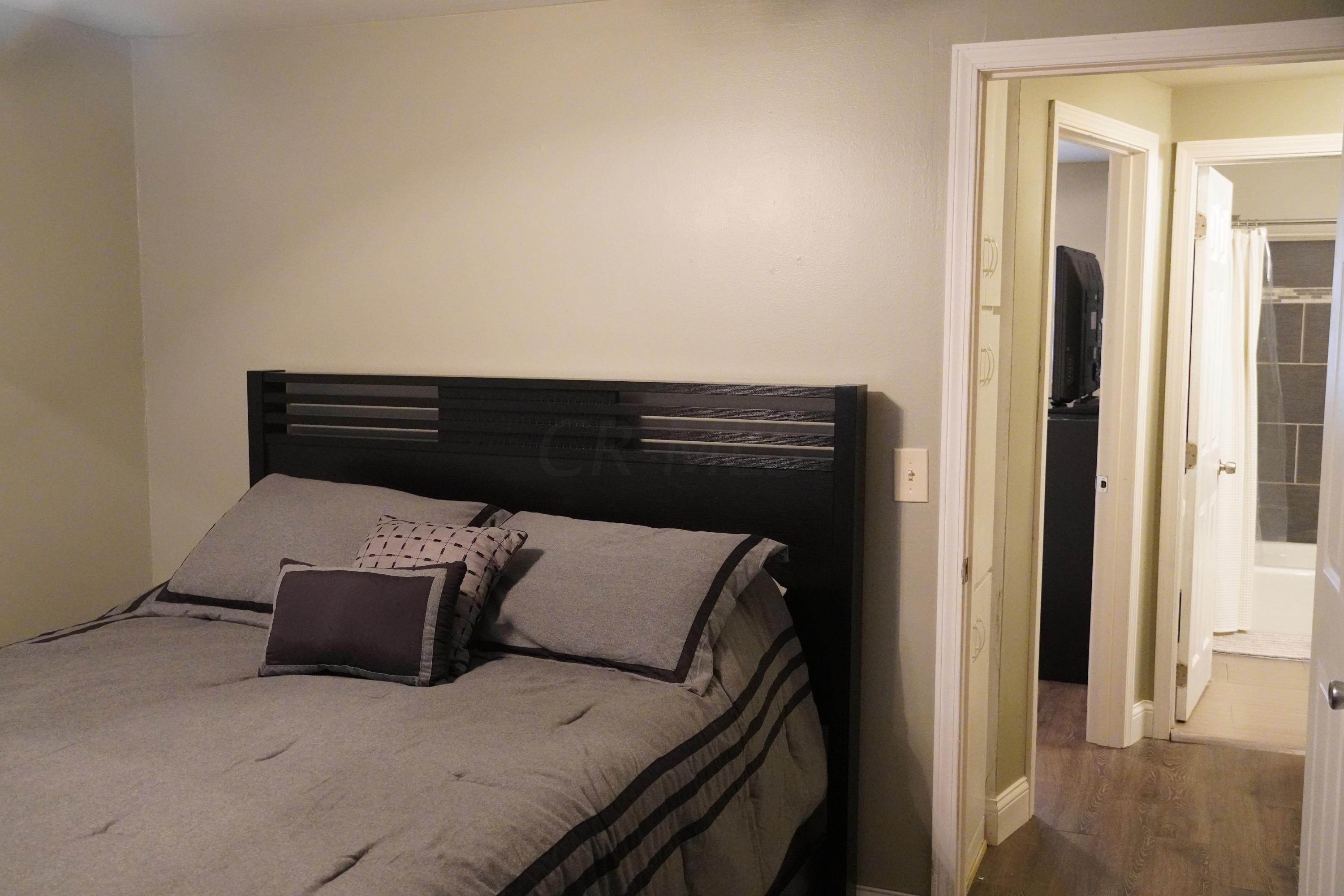 5726 Beechcroft Road, Unit A Columbus, OH 43229 - Photo 10 of 19 Gallery Image 10