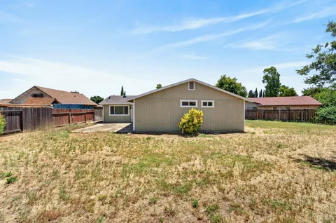 $549,000 | 4018 Dion Court, Sacramento, CA 95826
