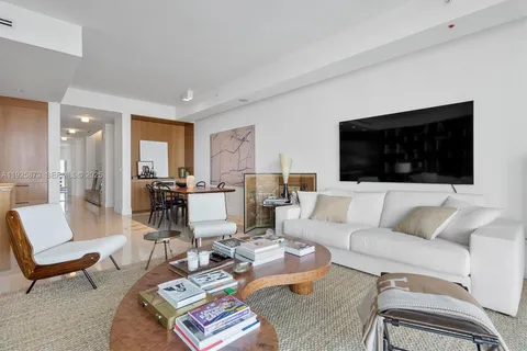 $1,875,000 | 3250 Northeast 188th Street, Unit 608, Aventura, FL 33180