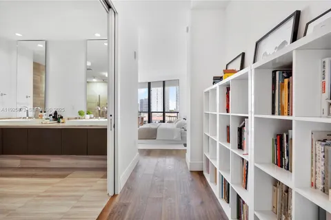 $1,875,000 | 3250 Northeast 188th Street, Unit 608, Aventura, FL 33180