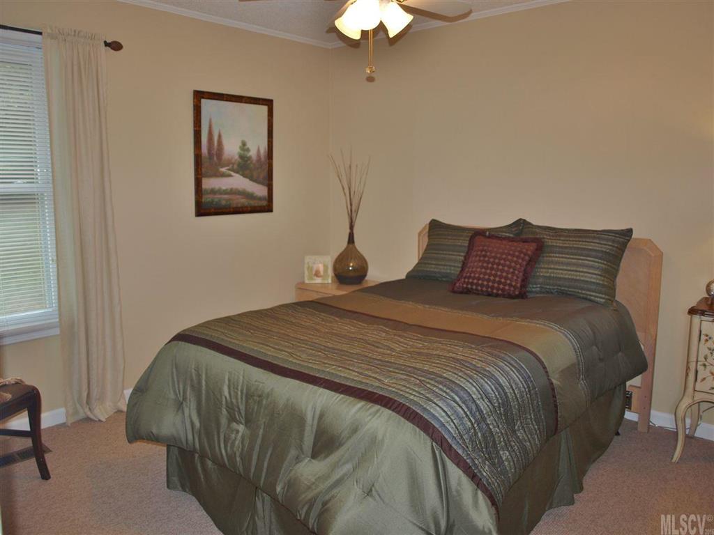 5673 Huffman Farm Road Hickory, NC 28602 - Photo 4 of 25 Gallery Image 4