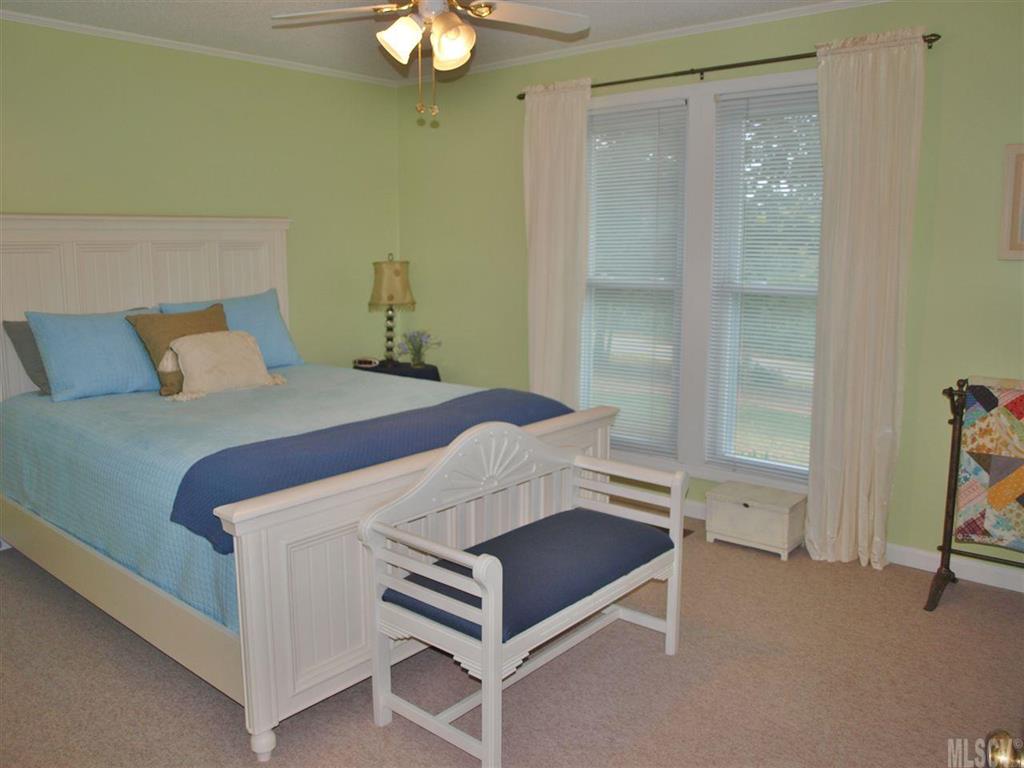 5673 Huffman Farm Road Hickory, NC 28602 - Photo 6 of 25 Gallery Image 6