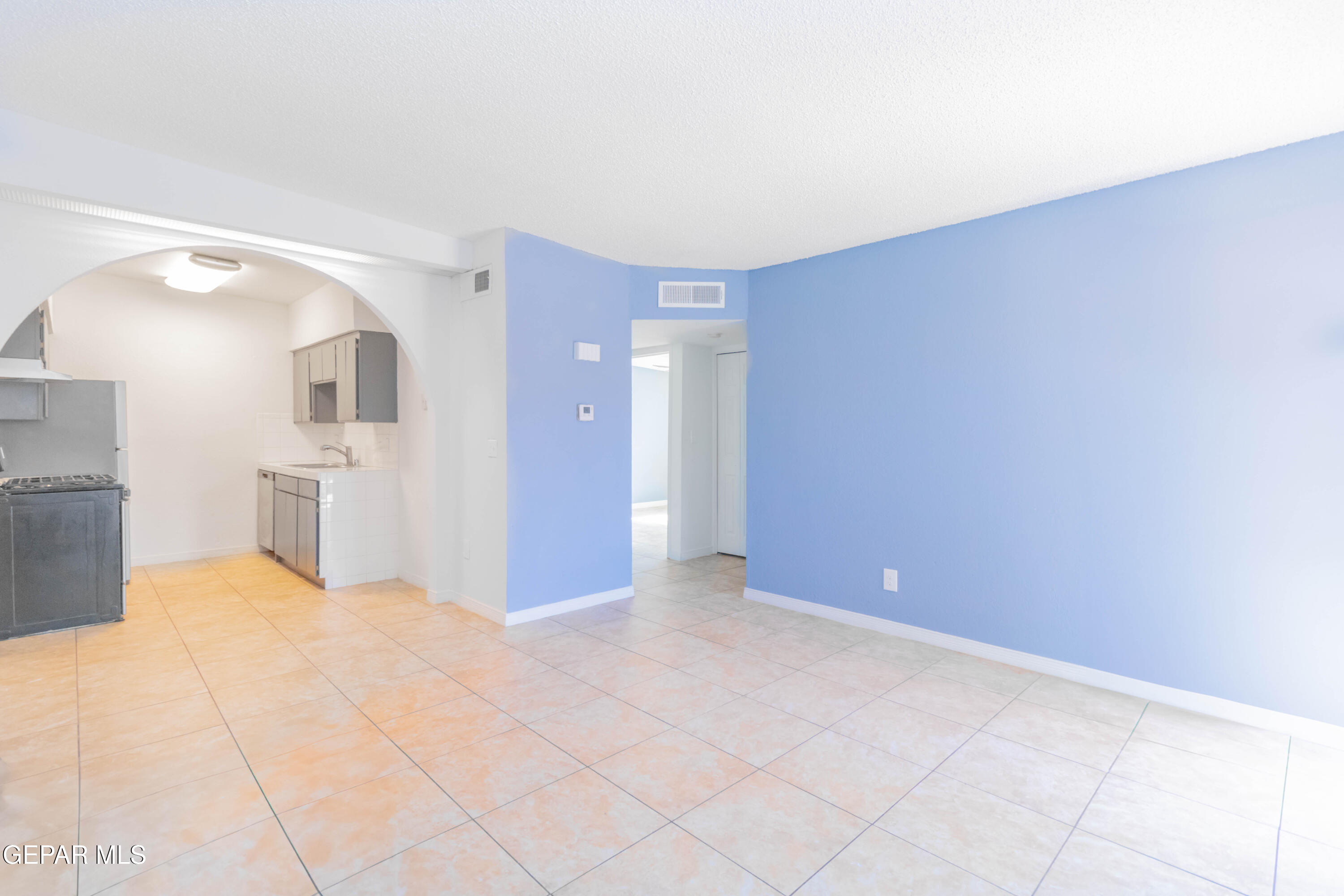 1646 Rick Rhodes Drive El Paso, TX 79936 - Photo 17 of 22 EIMG_8649