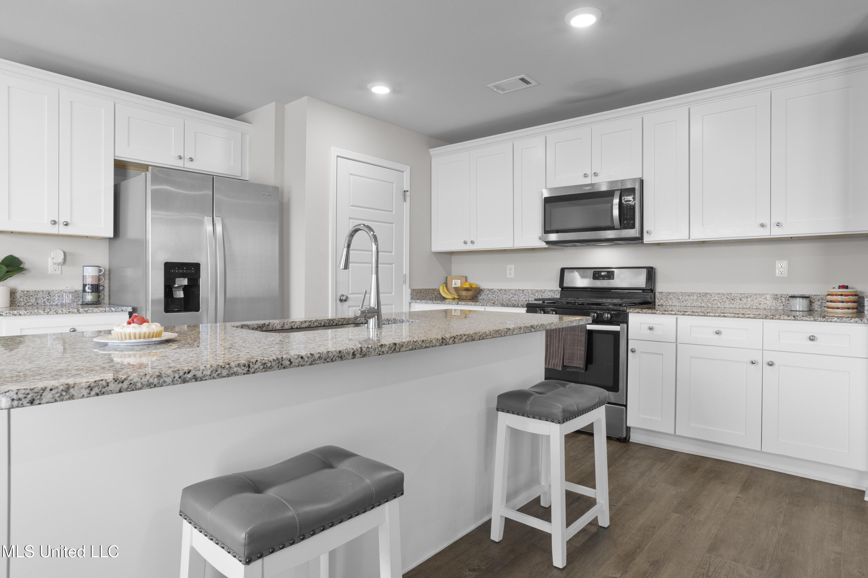 1089 Enclave Circle Long Beach, MS 39560 - Photo 13 of 37 0013