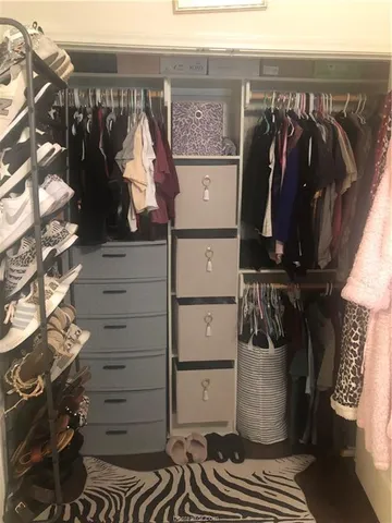 a close up view of washer and dryer