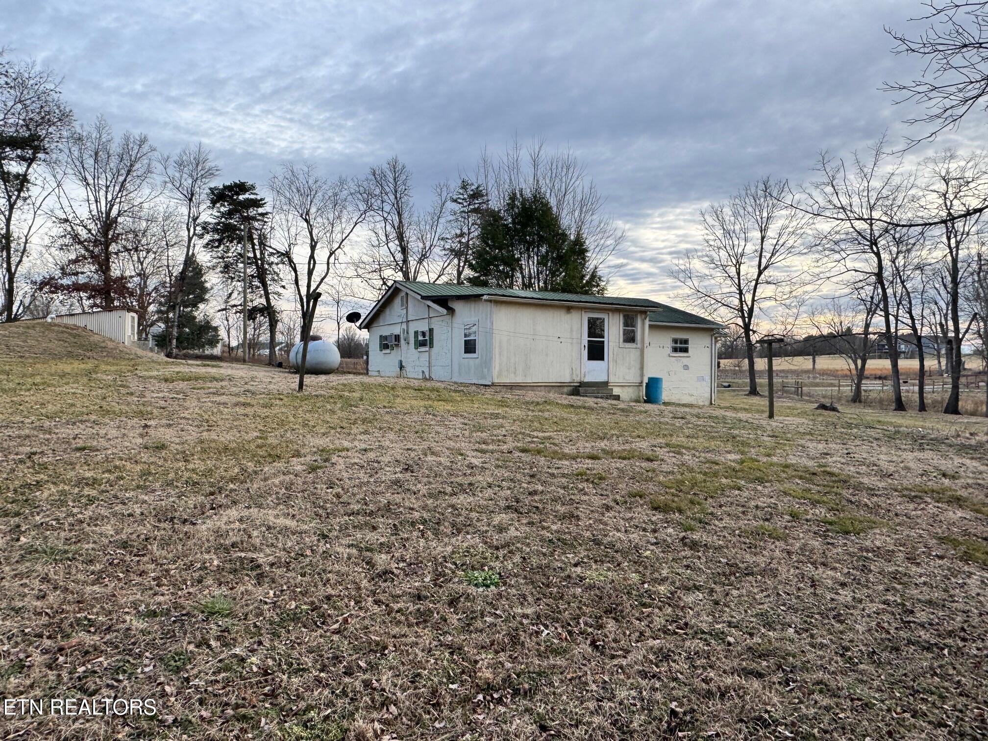 120 Miller Road Monterey, TN 38574 - Photo 6 of 8