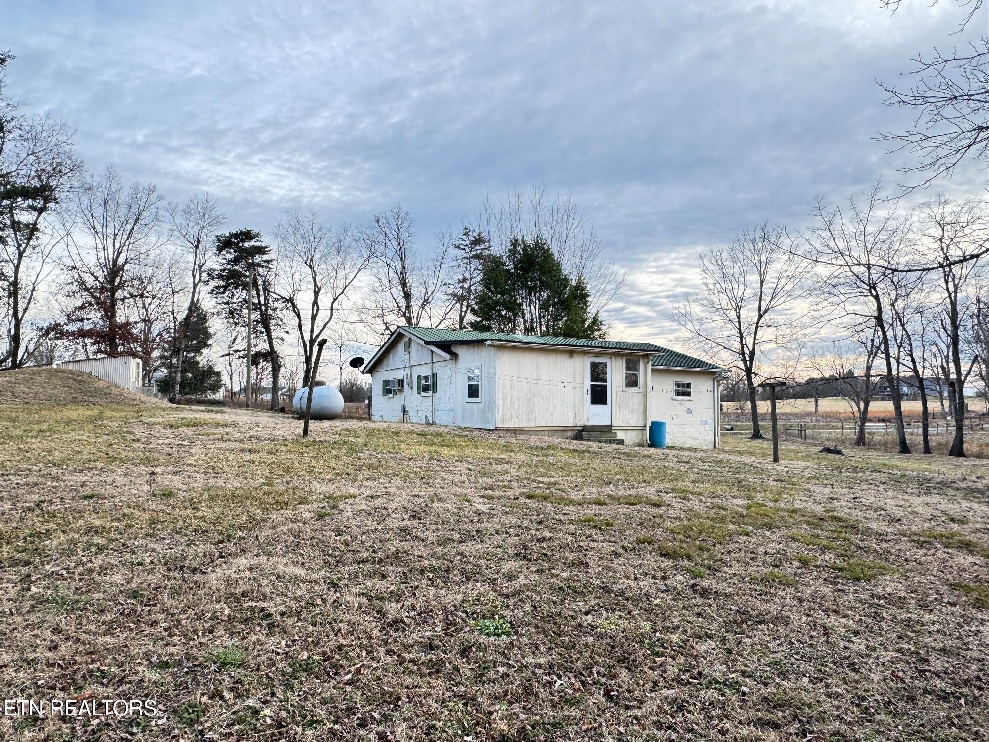 120 Miller Road Monterey, TN 38574 - Photo 7 of 8