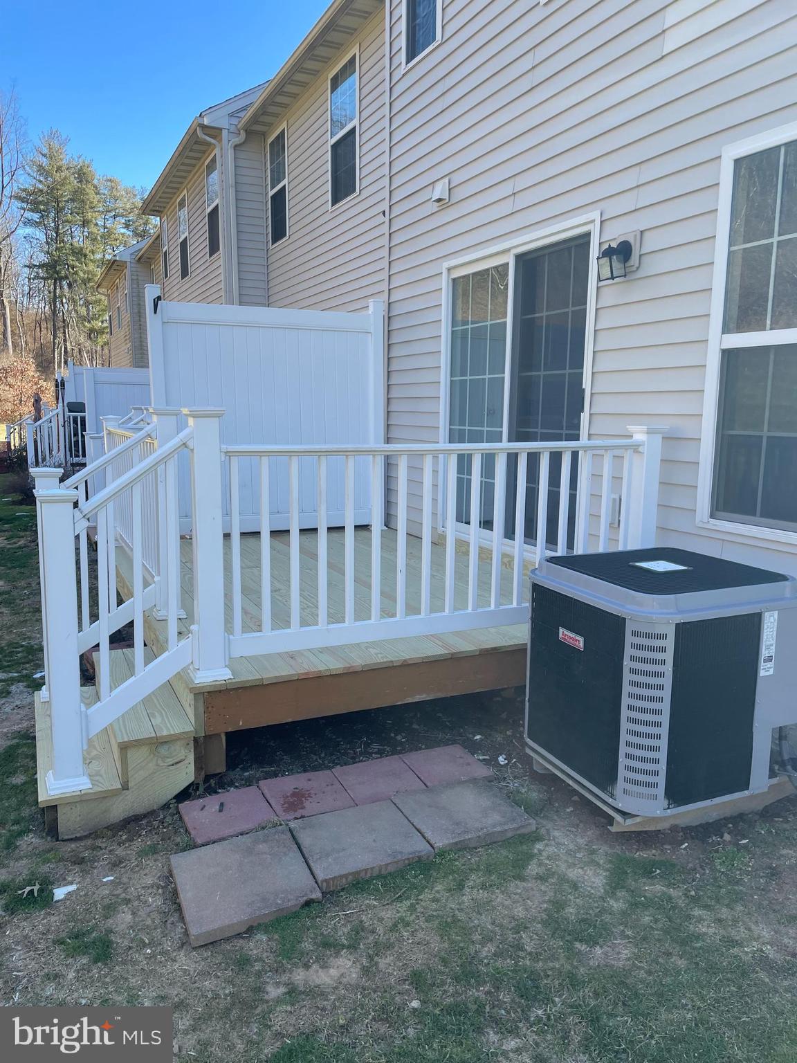 17 Chaser Court Reading, PA 19607 - Photo 2 of 14 Exterior - Rear