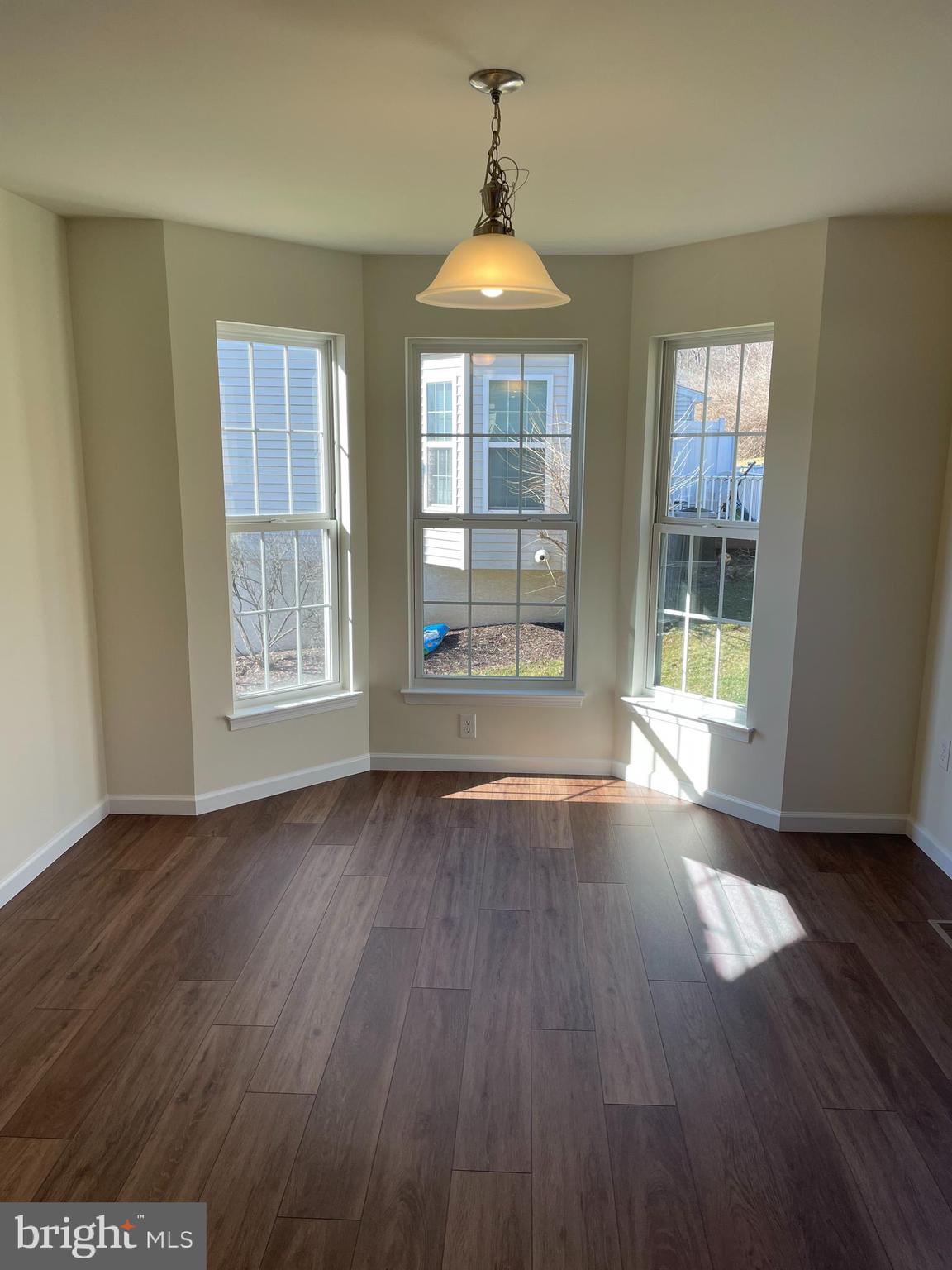 17 Chaser Court Reading, PA 19607 - Photo 5 of 14 Bay Window