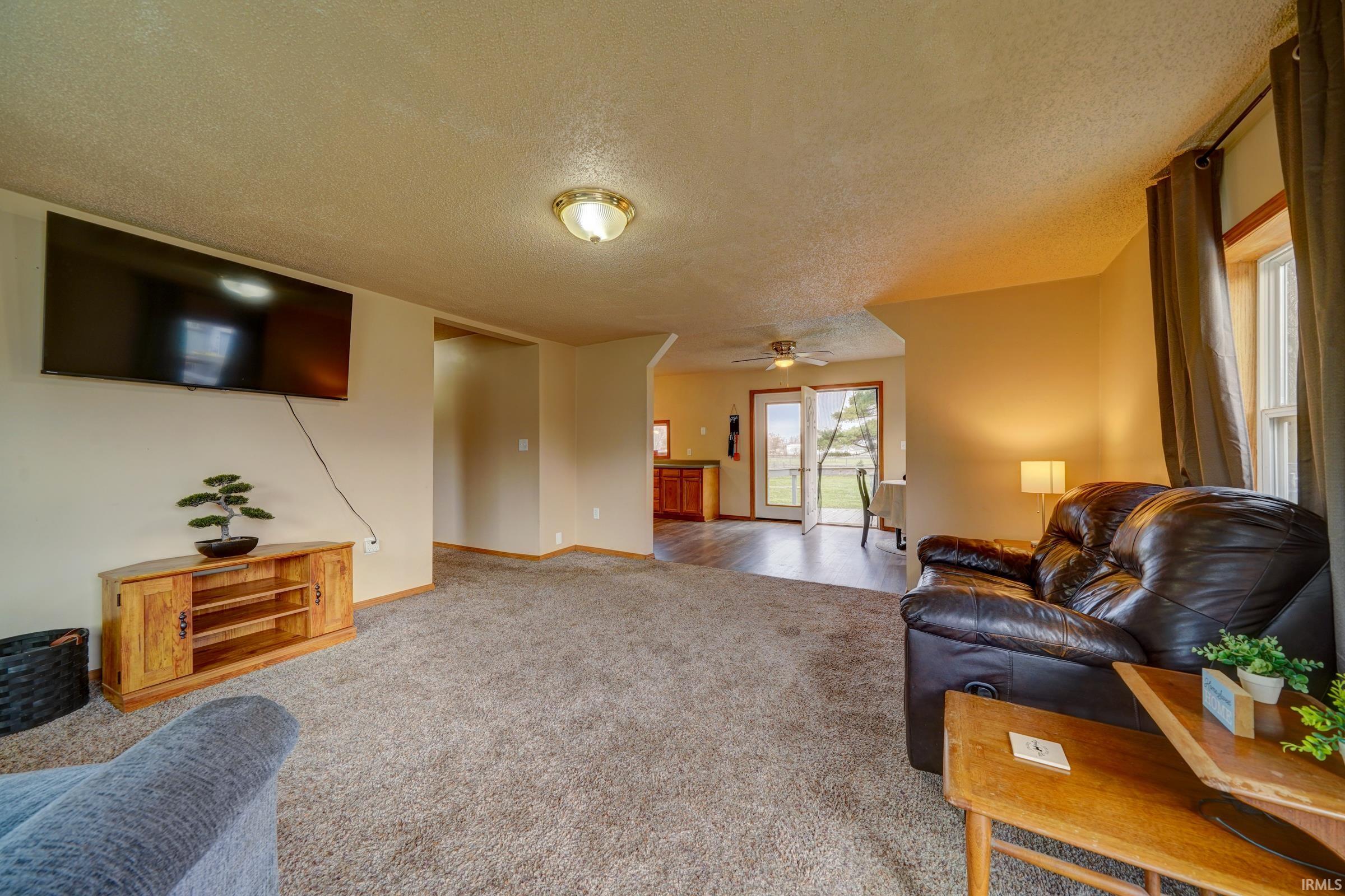 331 Walnut Street Butler, IN 46721 - Photo 5 of 34 Gallery Image 5