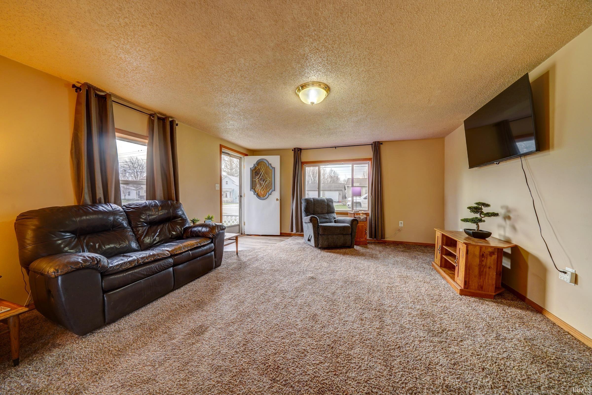 331 Walnut Street Butler, IN 46721 - Photo 6 of 34 Gallery Image 6
