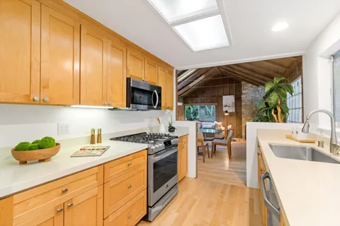 $1,800,000 | 1019 Los Trancos Road, Portola Valley, CA 94028