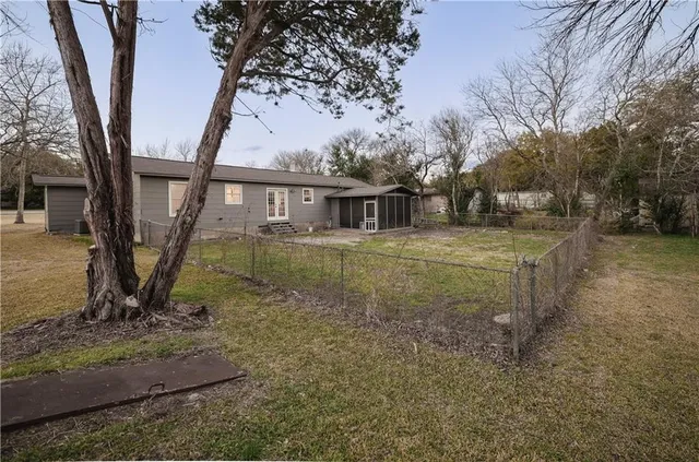 $2,300 | 7305 Forest Wood Road, Austin, TX 78745