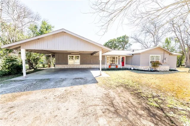 $2,300 | 7305 Forest Wood Road, Austin, TX 78745