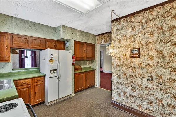 $75,000 | 733 North Warren Avenue, Apollo, PA 15613