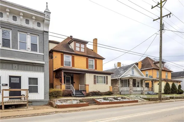 $75,000 | 733 North Warren Avenue, Apollo, PA 15613