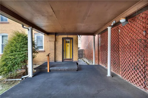 $75,000 | 733 North Warren Avenue, Apollo, PA 15613