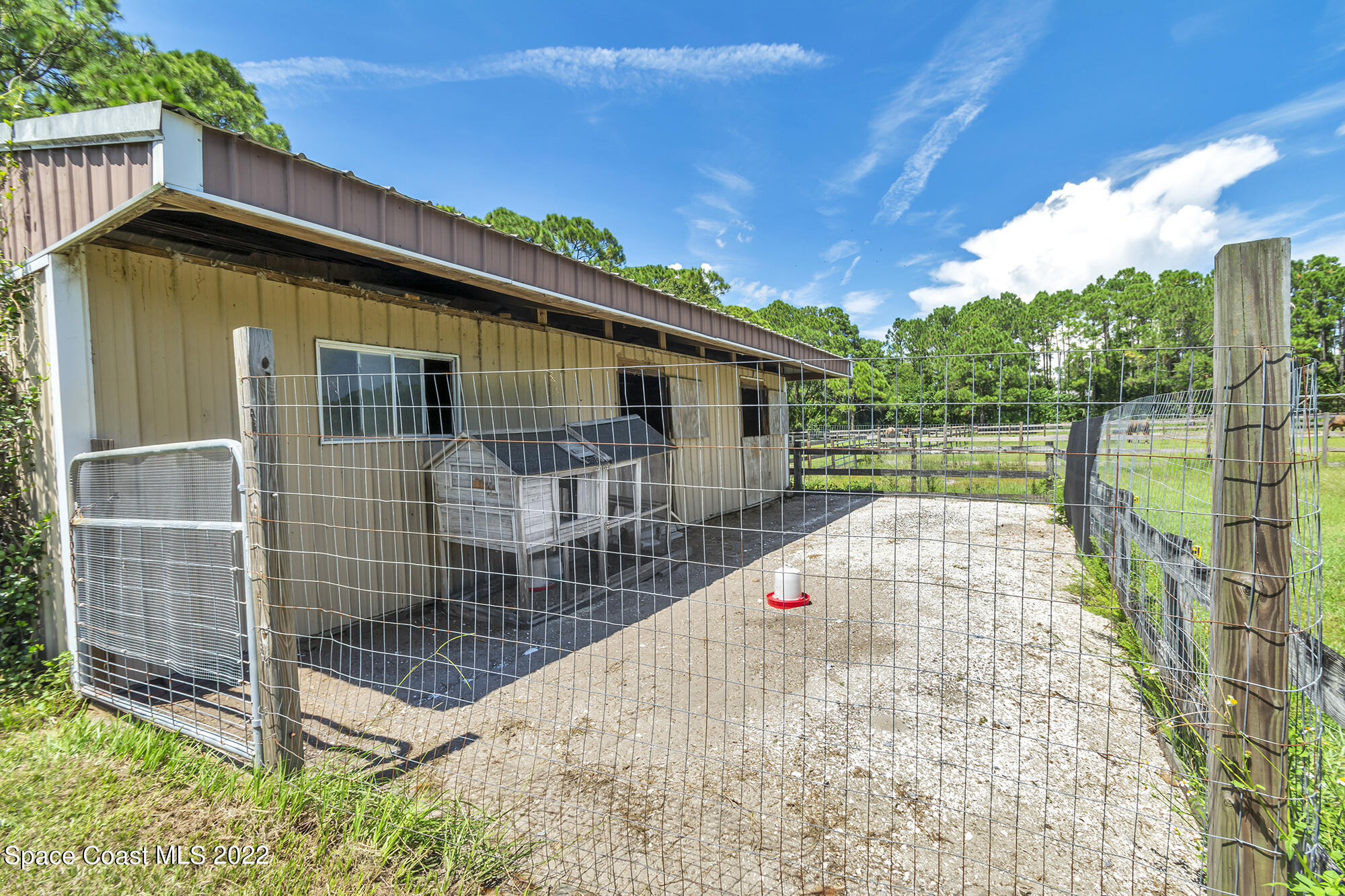 2005 Cox Road Cocoa, FL 32926 - Photo 25 of 35 chicken coop